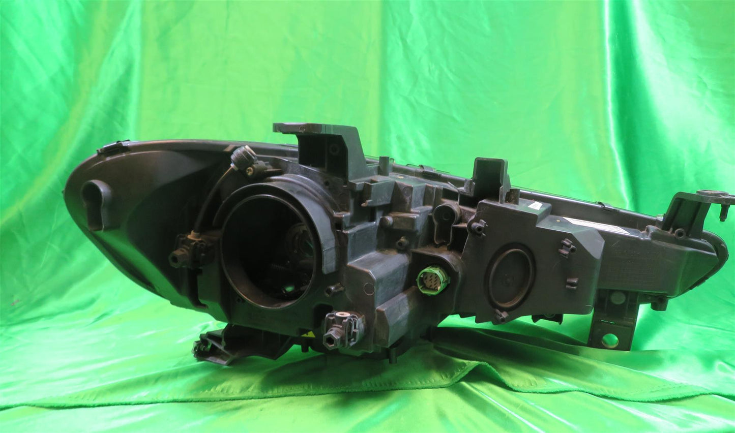 17-22 Alfa Romeo Guilia Left Xenon Headlight 50547583