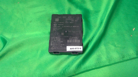 15-22 VW Keyless Entry Module 3Q0959435N