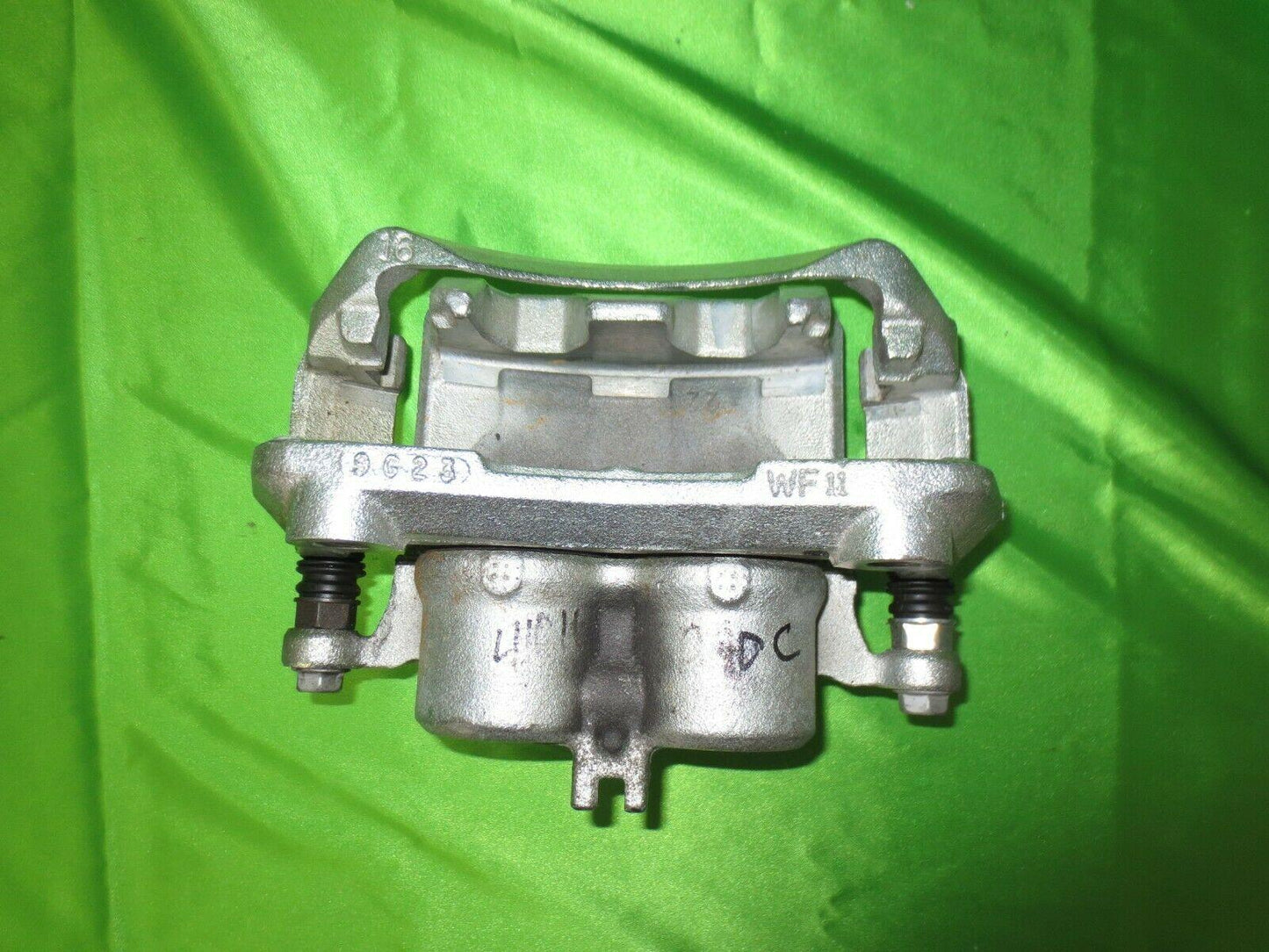 06-21 Frontier Pathfinder X-Terra Left Front Caliper 41011ZP42A