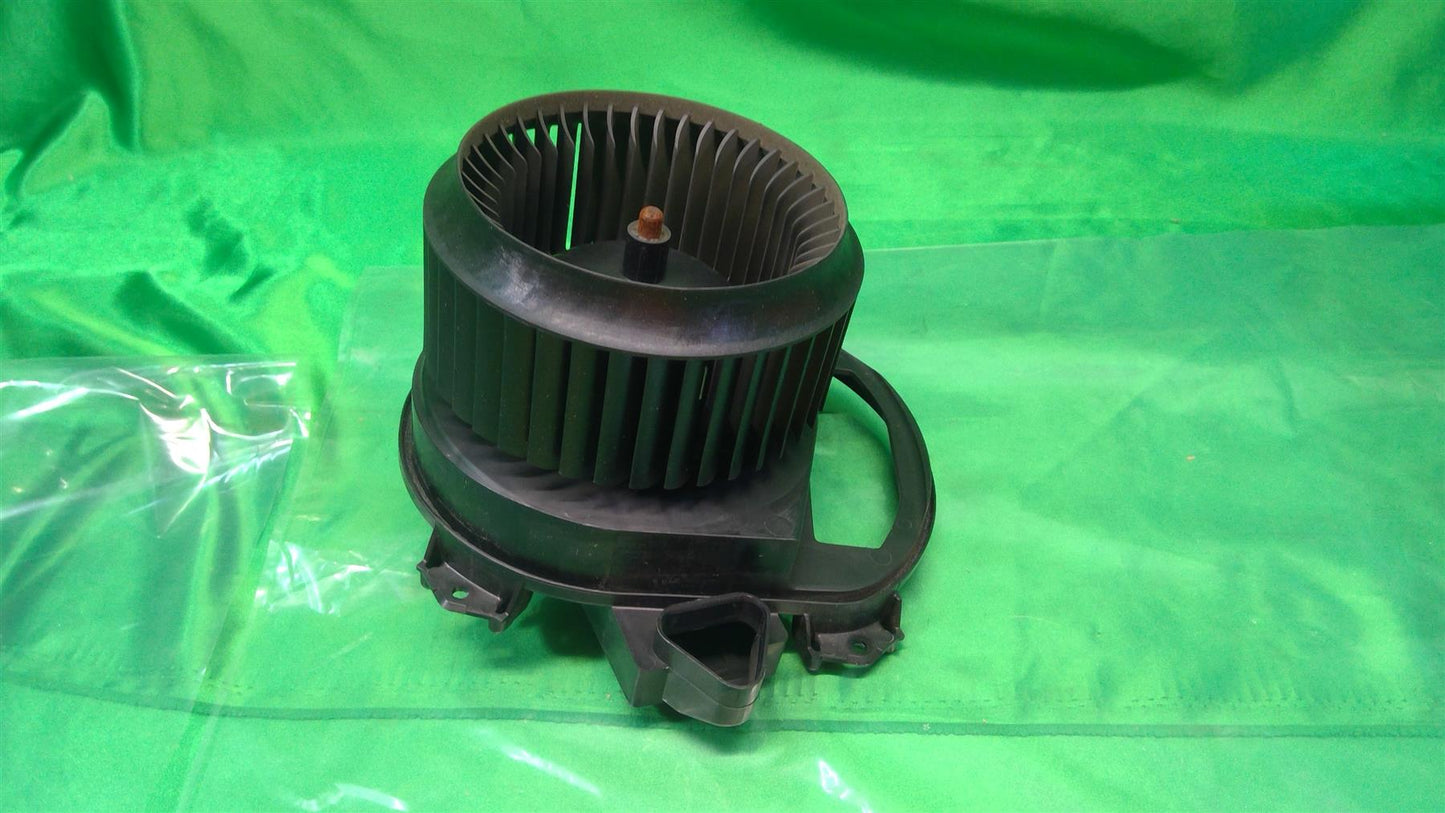 16-19 QX30 Blower Assembly 271205DF0B