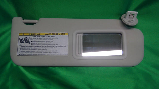 19-20 ES350 White Right Visor Assembly w/o Light 7431006410a0