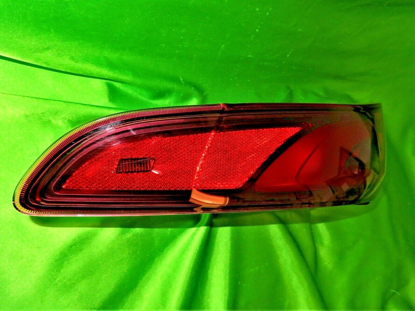 2017Giulia Right Tail Light 68366202AA