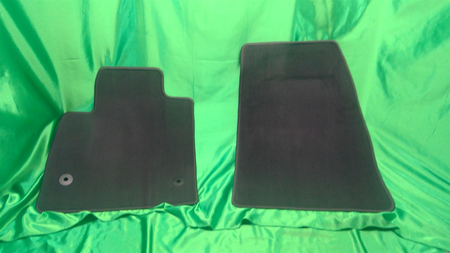 20-24 XT6 Black Cloth Floor Mat Set 84847640