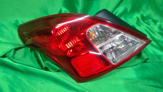 12-19 Versa Left Tail Light 265553AN0A