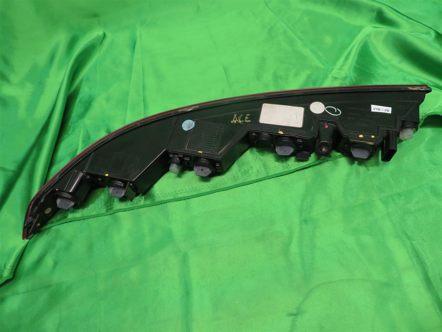 18-20 Q5 SQ5 Right Lower Tail Light Assembly 80A945070A