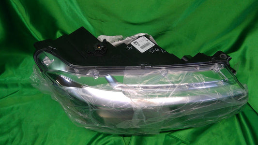 22-23 Taos Right Headlight Assembly w/o Dynamic Cornering 2GJ941036