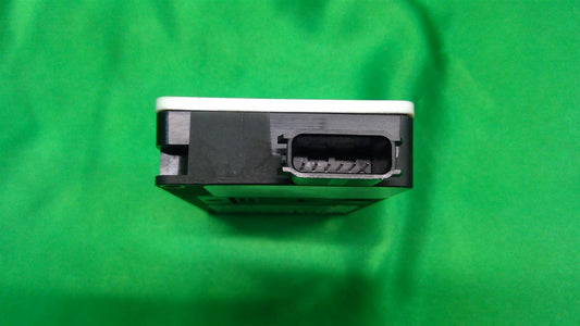 16-19 QX30 Collision Warning Sensor 284K0HG00B