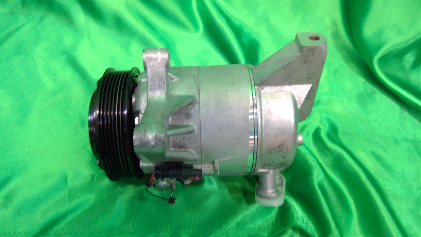 21-23 XT5 Blazer Acadia AC Compressor 86792432