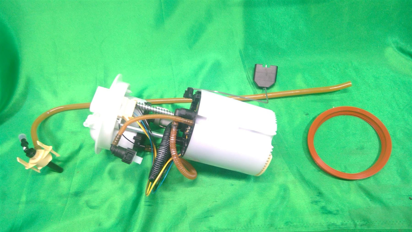 17-21 Passat CC Fuel Pump Assembly 3C8919051A