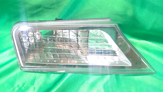 08-12 Liberty Right Park Turn Signal Lamp 57010124AA