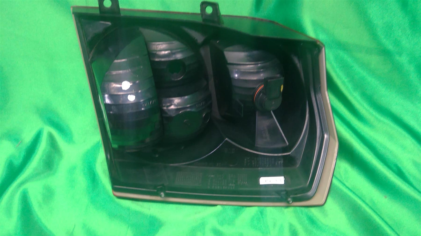 08-12 Dodge Caliber Left Tail Light Assembly 05160361AA