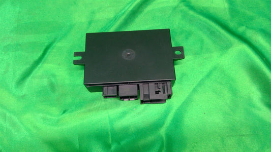 18-20 Atlas Trailer Light Control Module 5Q0907383L
