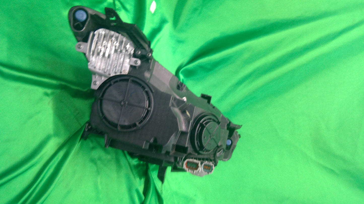 17-19 Genuine Infiniti QX30 left LED Xenon Headlight 260605DC3D