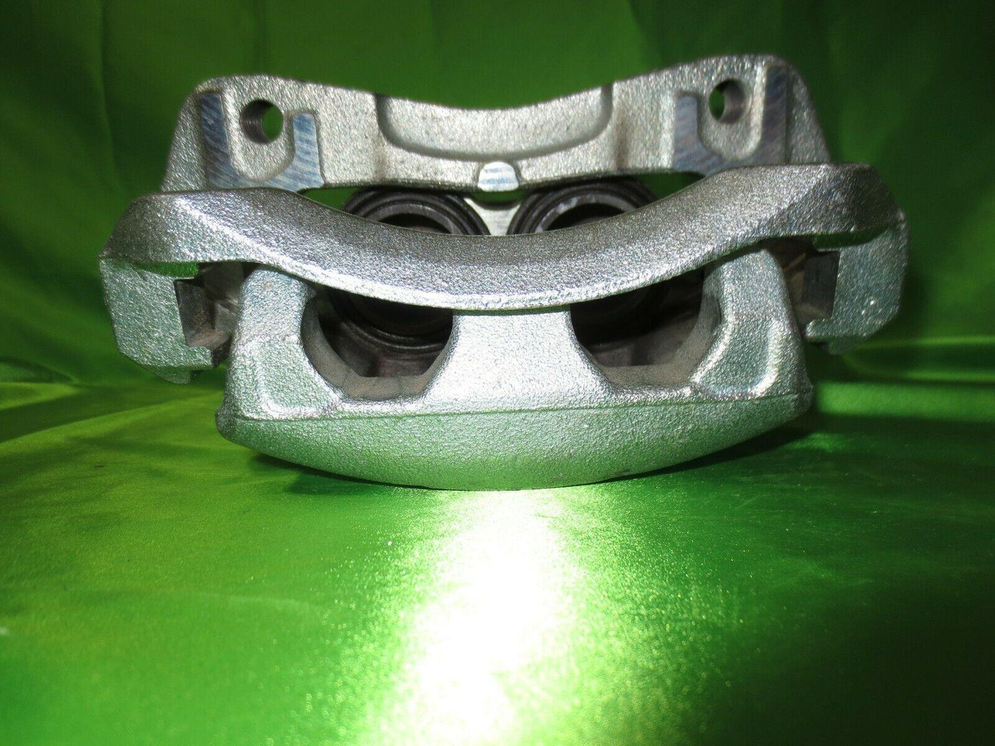 06-21 Frontier Pathfinder X-Terra Left Front Caliper 41011ZP42A