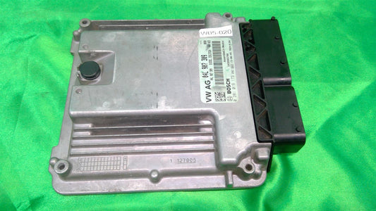 2015 Golf Sportwagen Engine Control Module 04L997022N