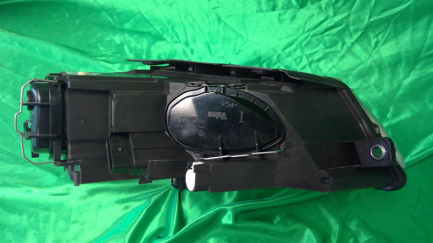 06- 08 Passat Left HID Xenon Headlight 3C0941F53J