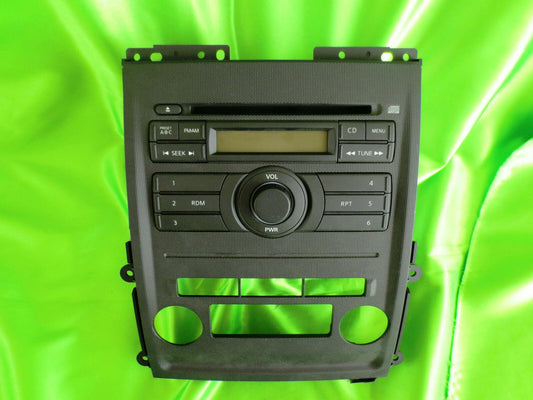 10-13 Frontier Xterra AM/FM/CD/Radio 281859CH0A