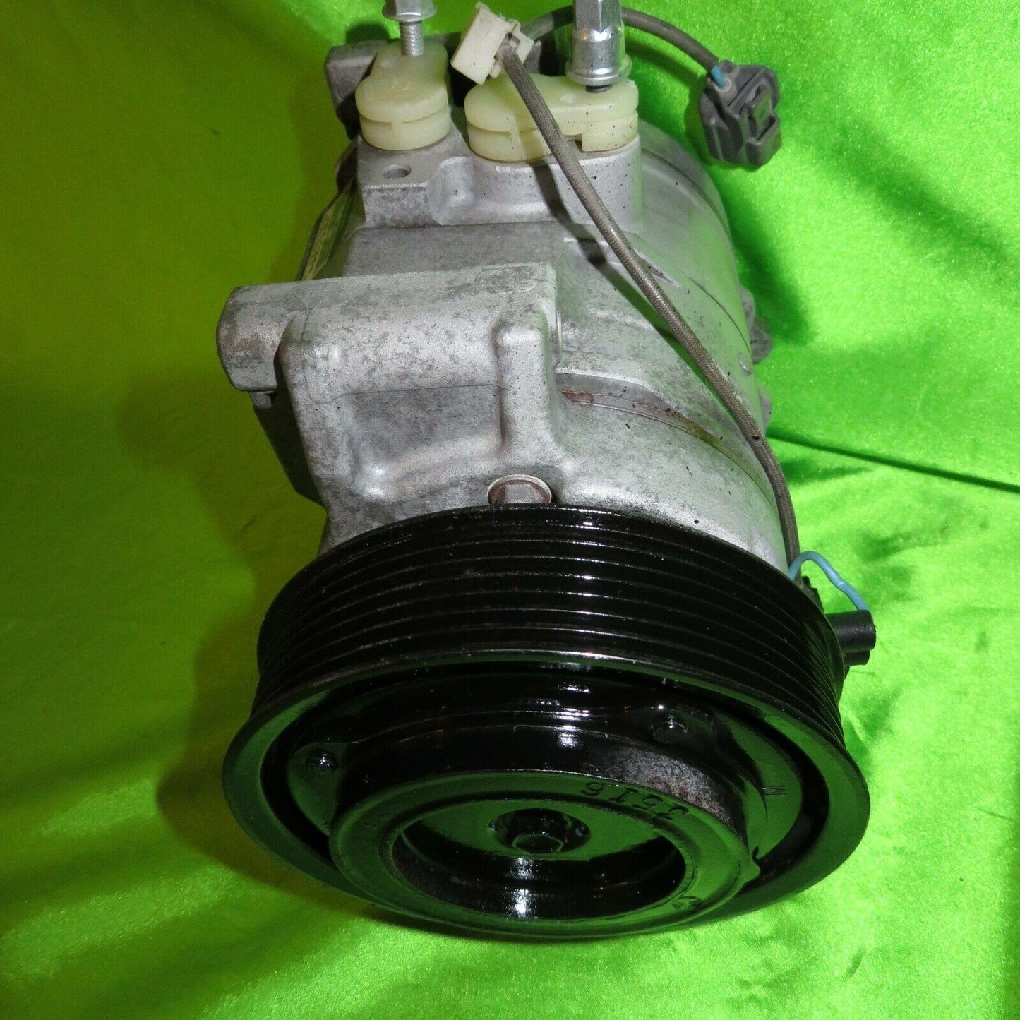 01-07 Highlander AC Compressor 883203314084