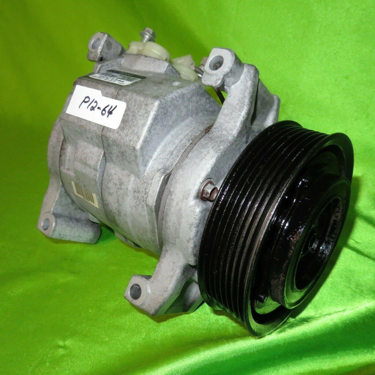 01-07 Highlander AC Compressor 883203314084