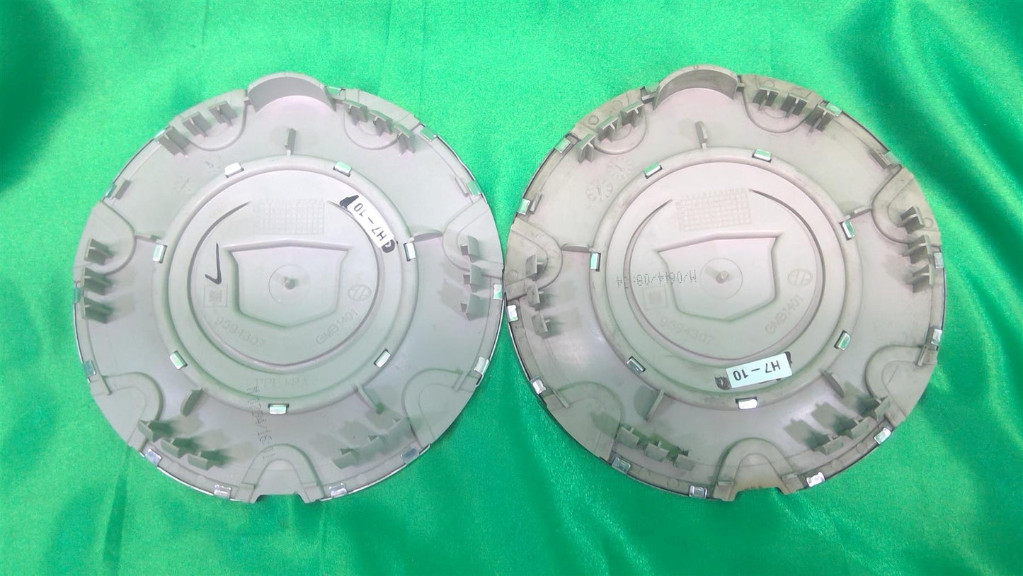 2004 SRX Wheel Center Cap--Set of 2 09594307