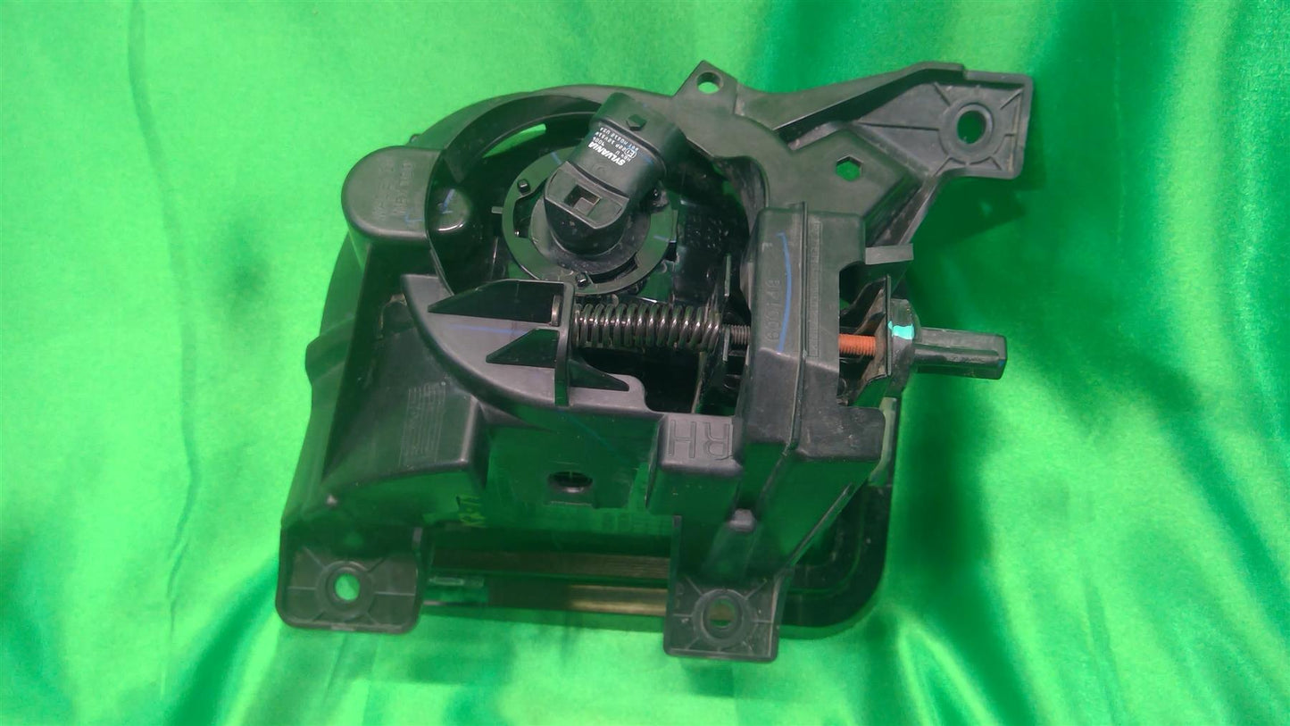 2013 Ram 1500 Right Front Fog Lamp 68104820AB