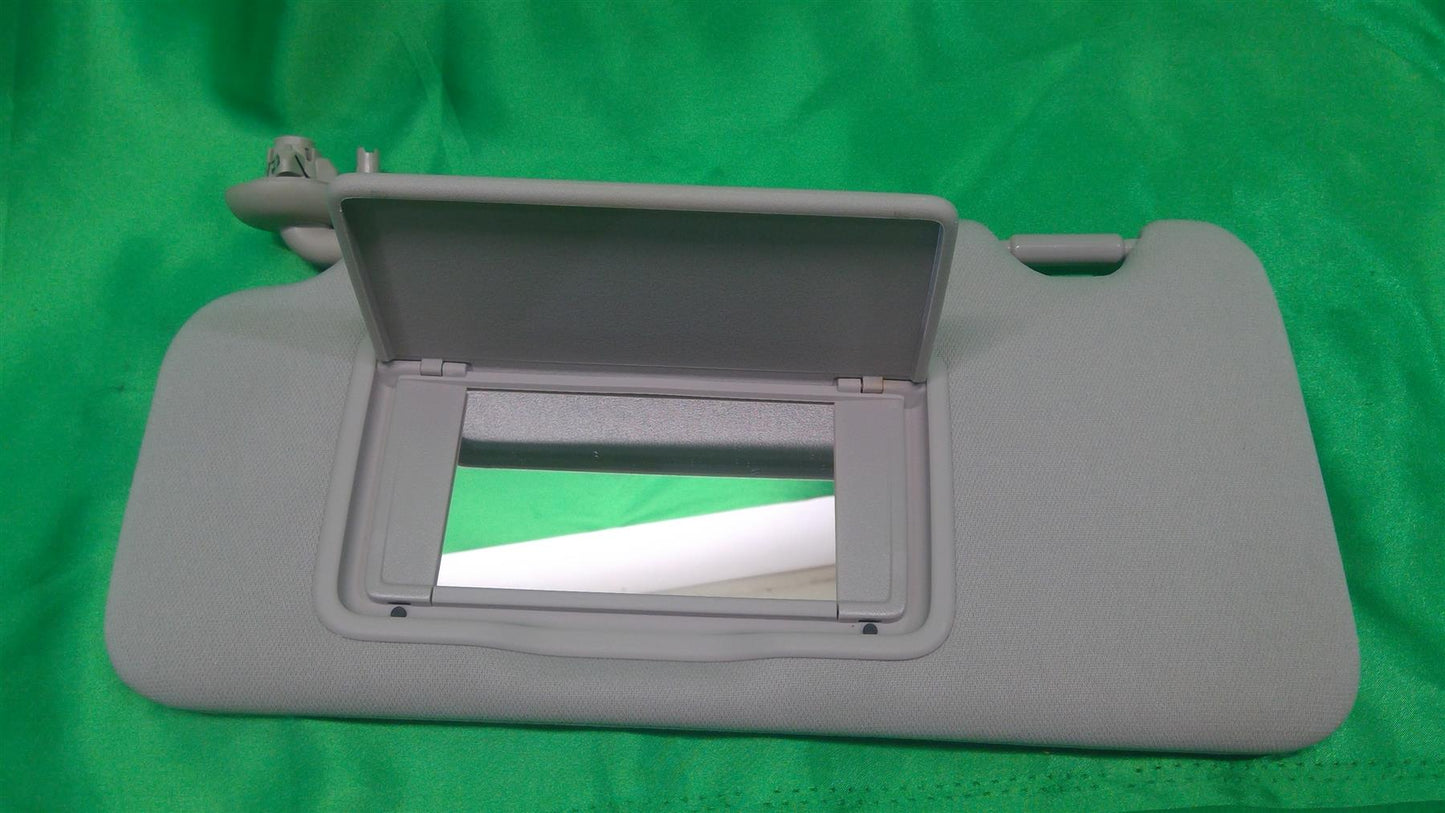 16-21 HR-V Left Gray Sunvisor 83280T7WA01ZA