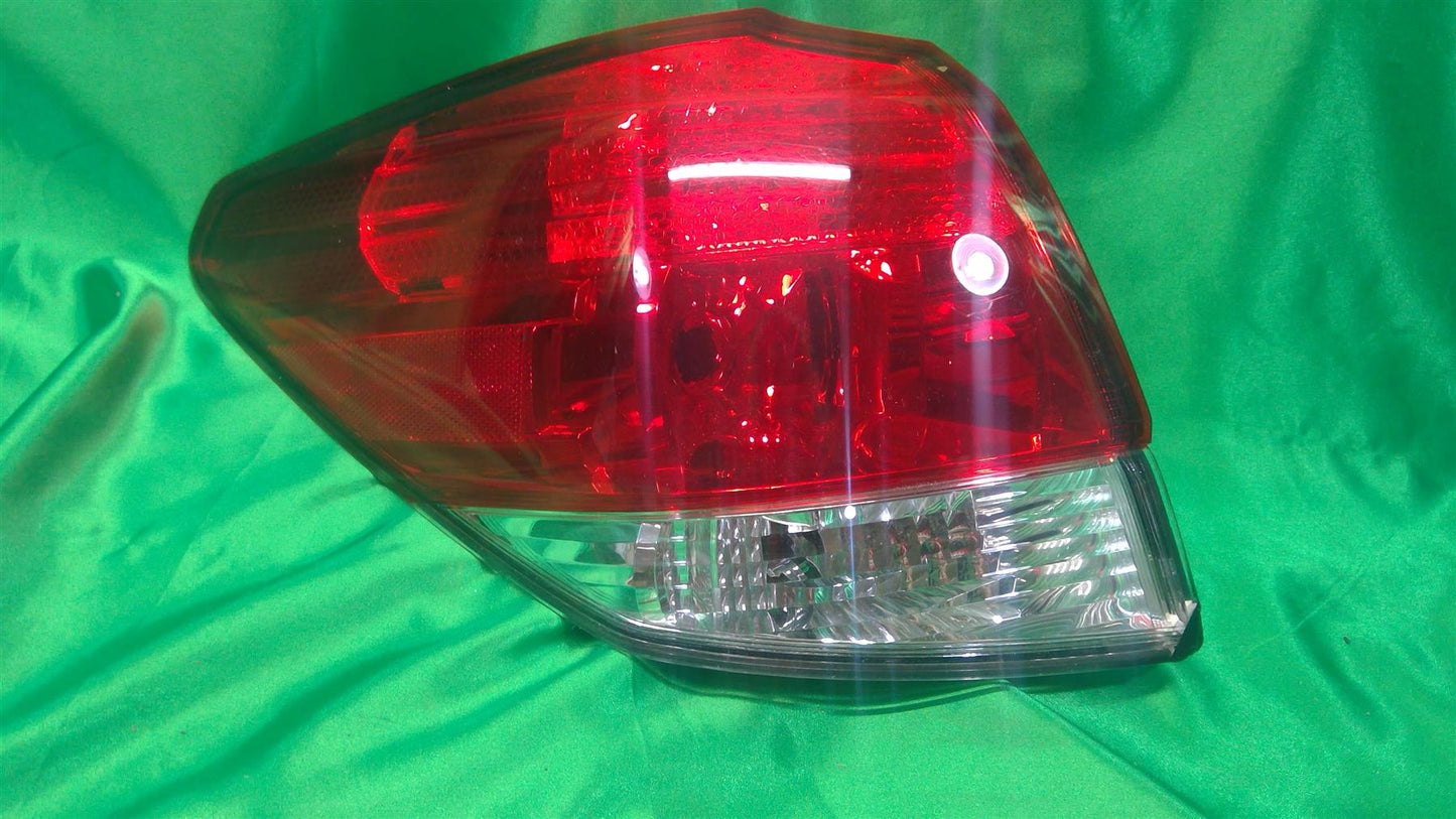 10-14 Outback Left Tail Light 84912AJ10A