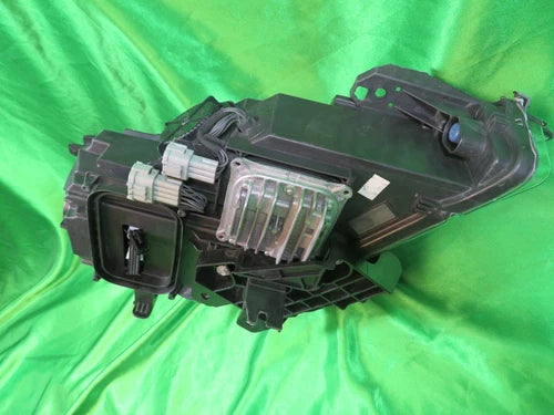 17-19 Genuine Infiniti QX30 left LED Xenon Headlight 260605DC3D