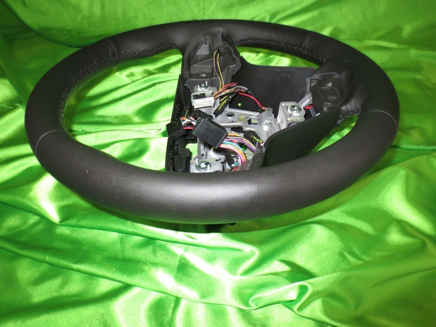 14-17 Cadillac CTS Black Leather Heated Steering Wheel 84304485