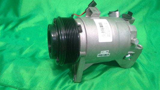 11-15 Pathfinder Quest AC Compressor 926001JA1B