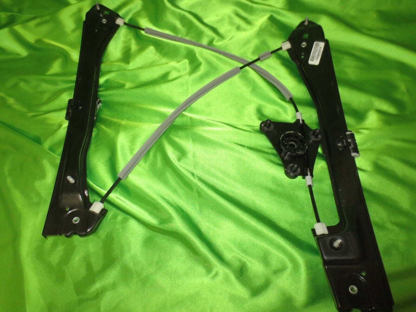 11-18 Jetta GLI Right Front Door Power Window Regulator 5C6837461L