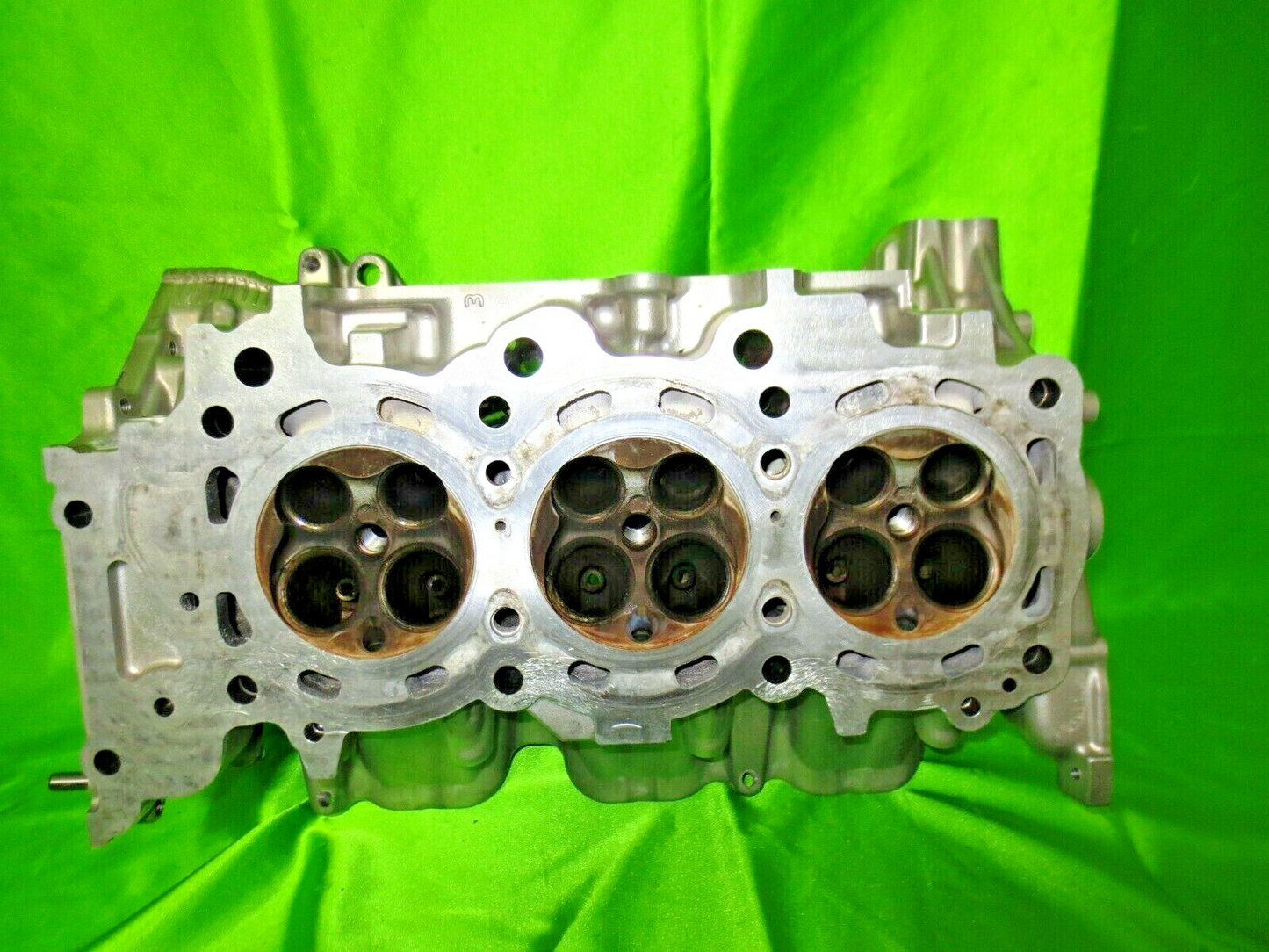 06-15 Lexus IS 250 GS 250 Left 2.5L Cylinder Head 1110239037