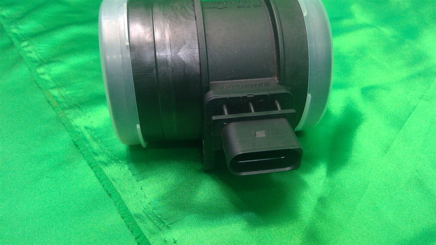 09-15 Beetle Golf Jetta Passat Sportwagen Mass Air Flow Sensor 03G906461C