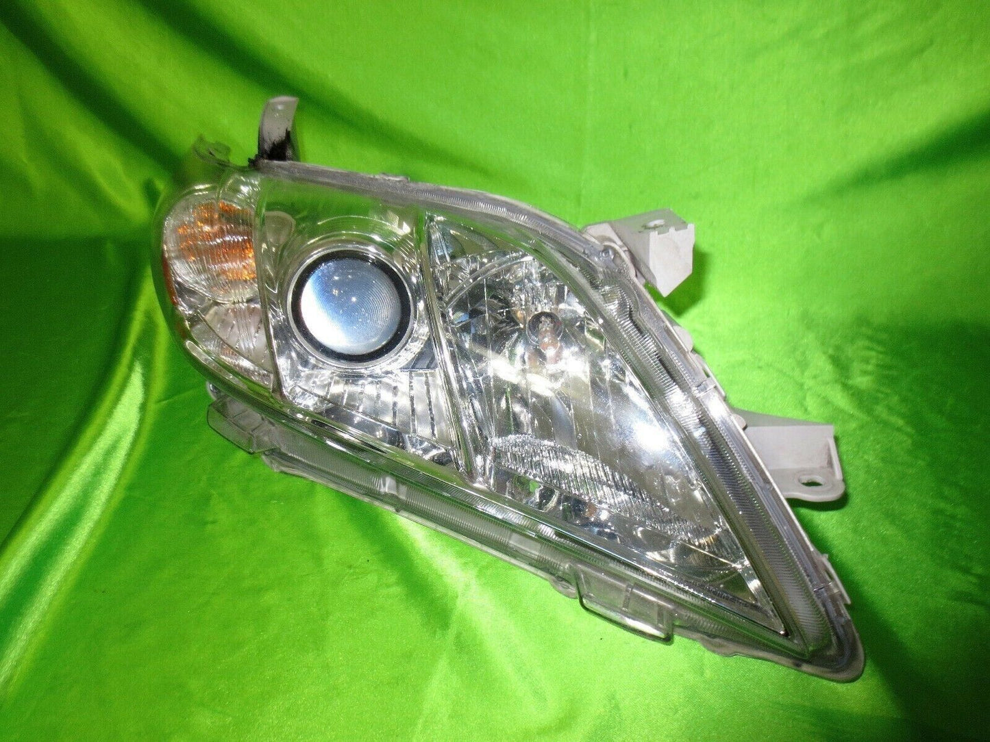 07-09 Camry Right Headlight 8113006202