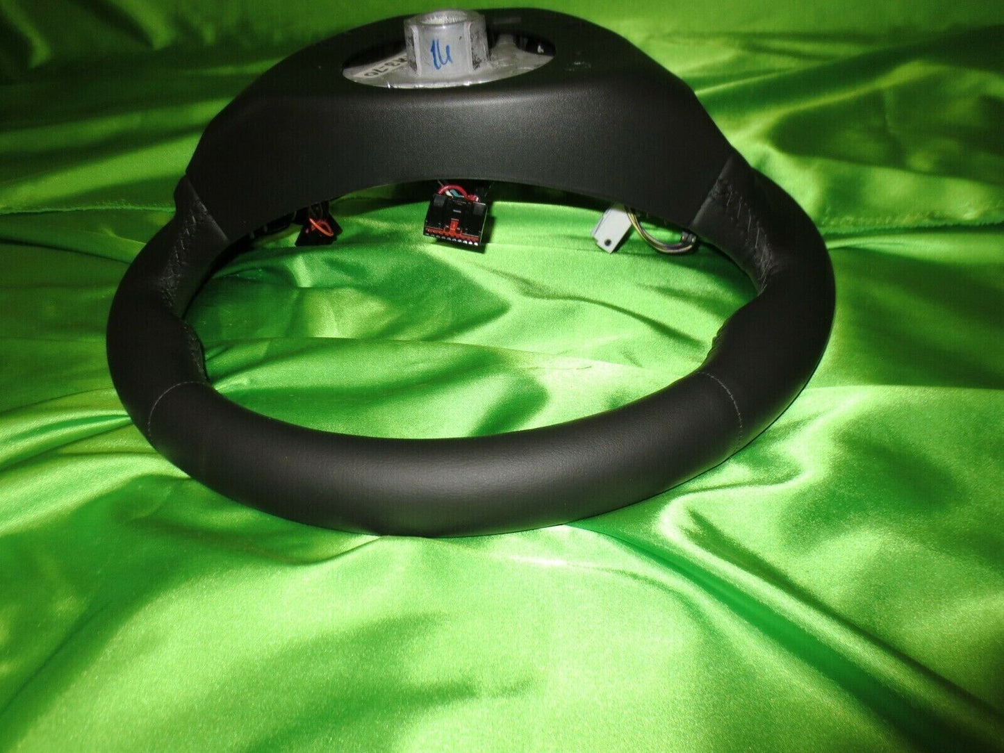 13-18 Cadillac ATS Coupe Steering Wheel Leather 84304483