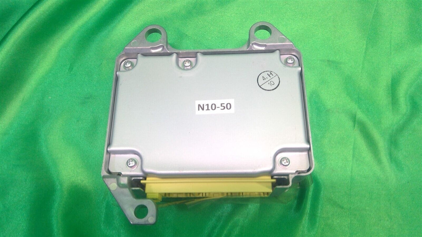 04-06 GX470 SRS Body Control Module 0400628260