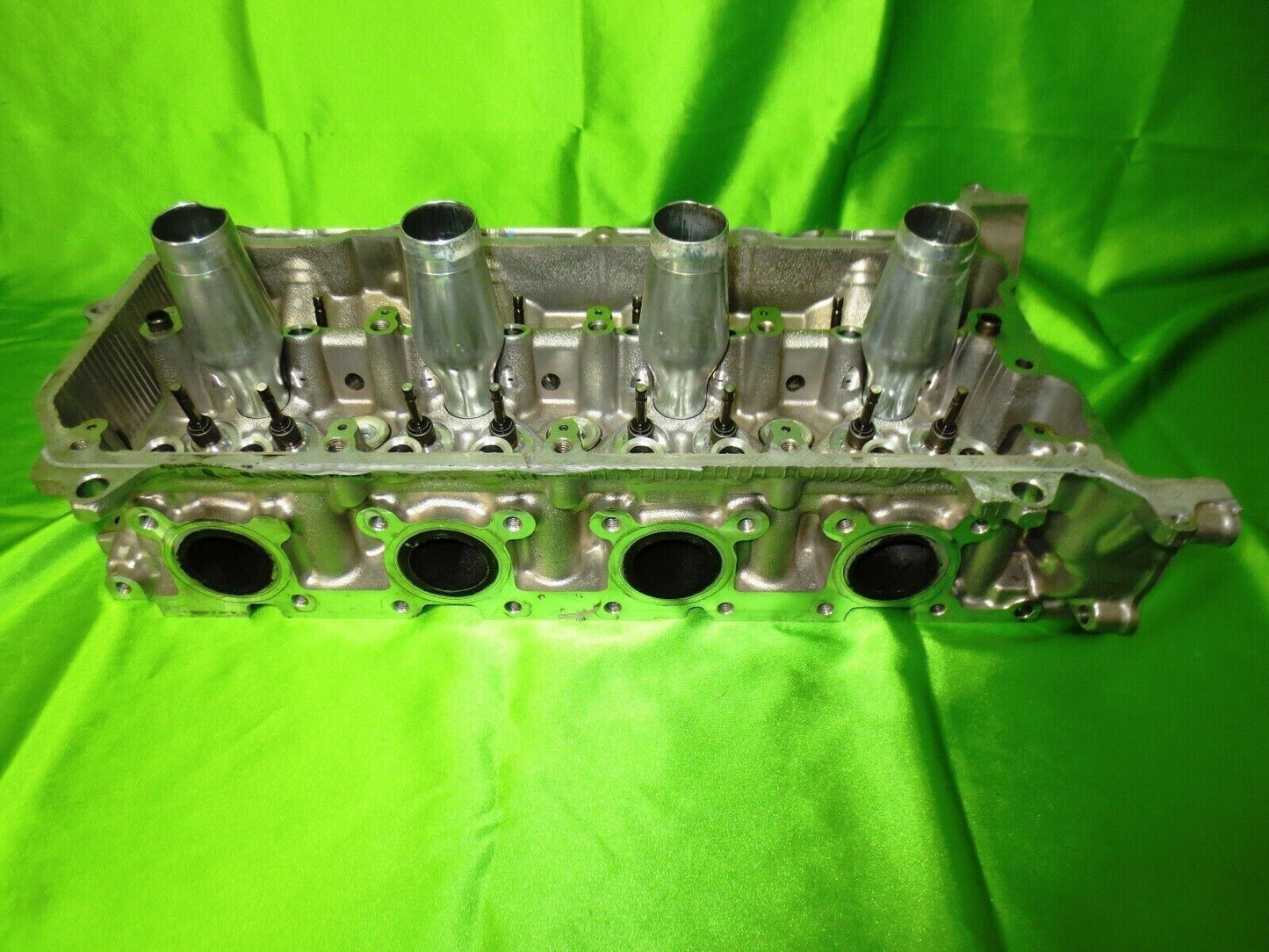 07-20 ES LS GS Cylinder Head Assembly 1110139897