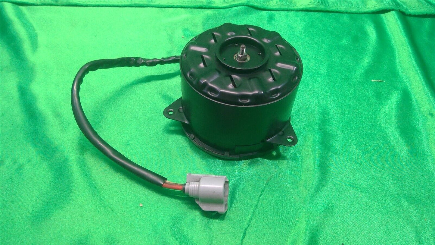 06-09 RX400h Highlander Radiator Cooling Fan Motor 1636320400