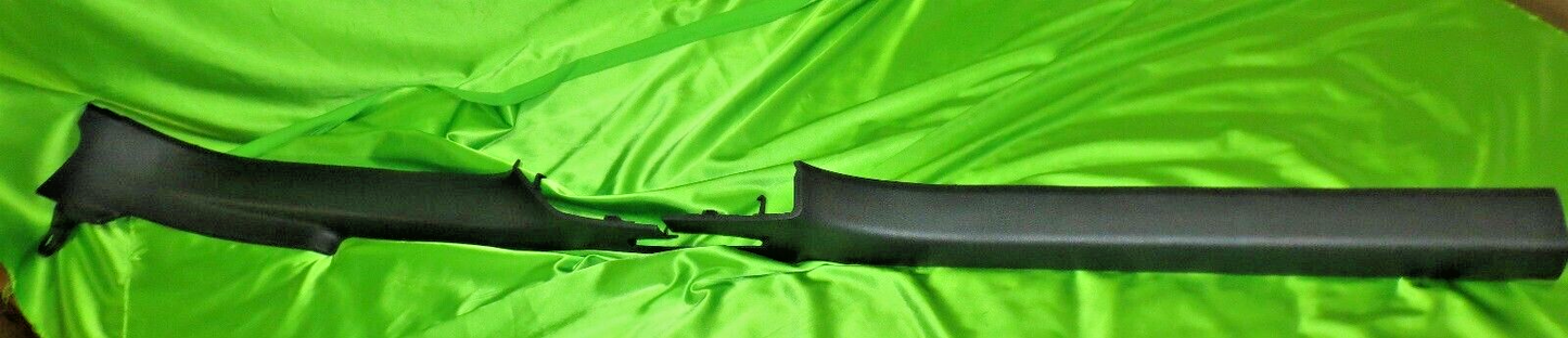 11-18 Jetta Sedan Left Door Sill Plate Black 5C6853371A82V