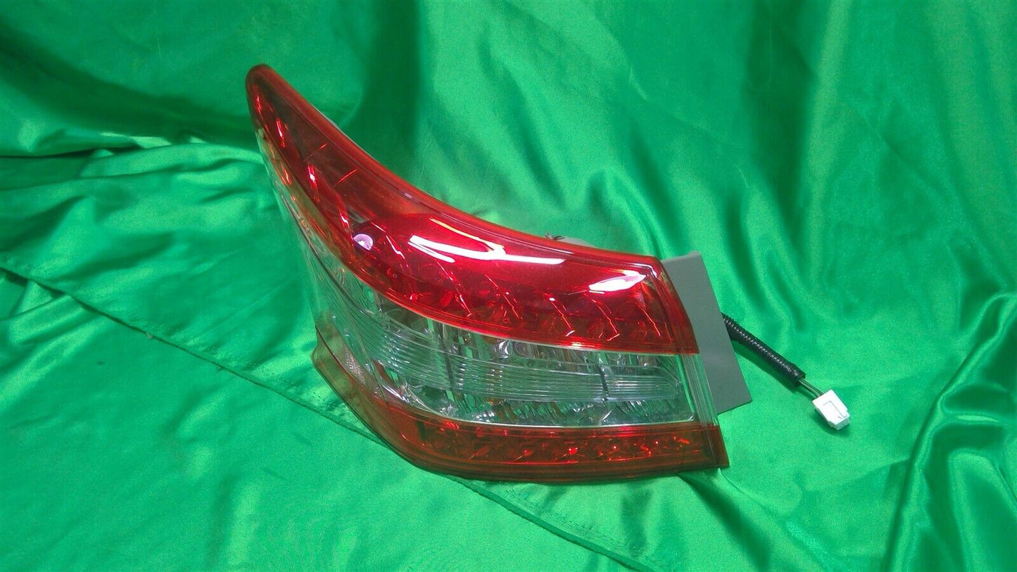 13-16 Sentra Left Rear Tail Light 265553SG0A