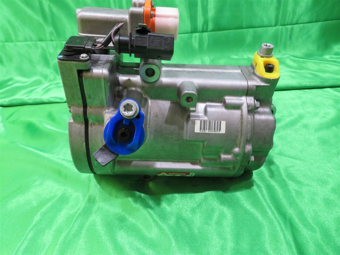 13-16 Jetta Hybrid AC Compressor 5C0820803F