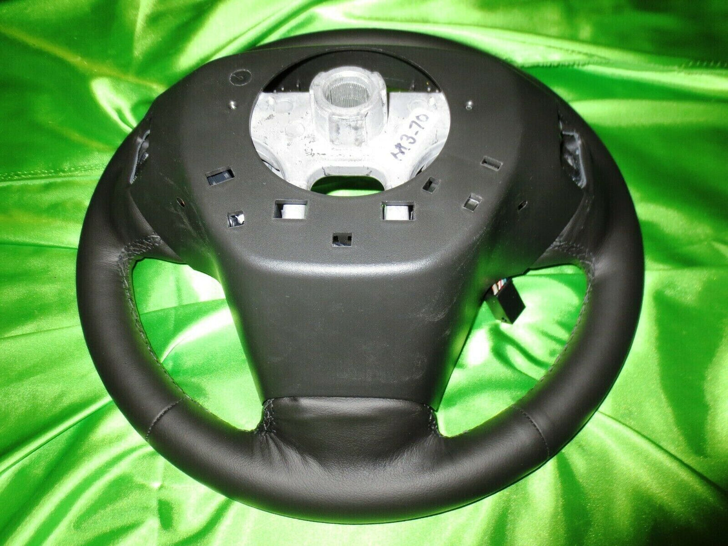 13-18 Cadillac ATS Coupe Steering Wheel Leather 84304483