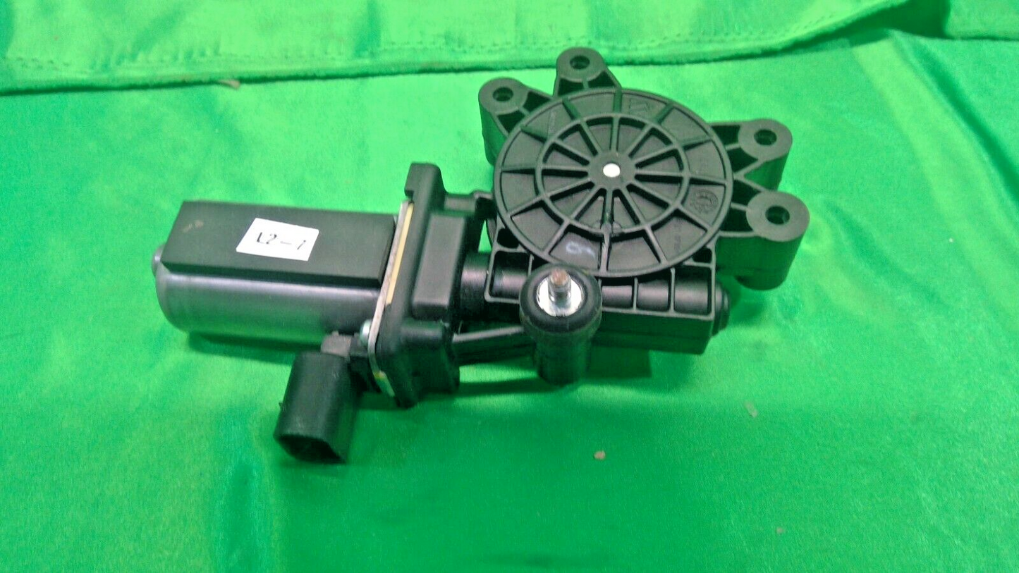 12-17 Fiat 500 Passenger Window Regulator Motor 68070267AD