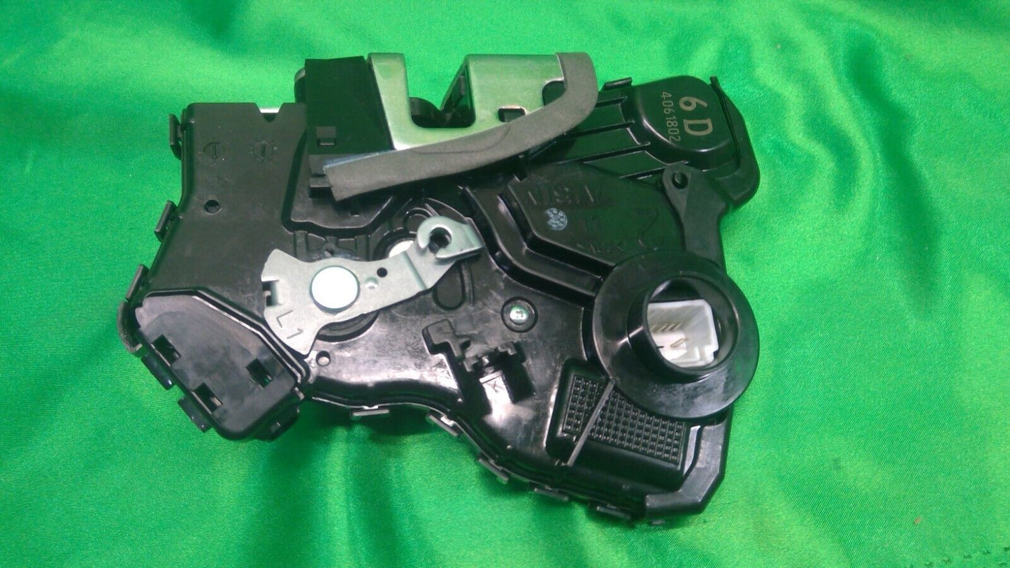 11-22 Highlander Land Cruiser Prius RAV4 Left Front Door Lock 6904042250